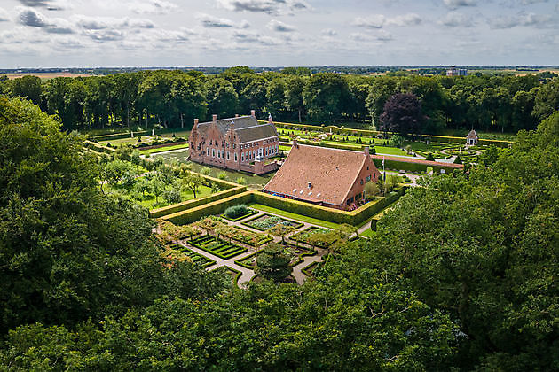 Menkemaborg Coöperatie Sterke Musea Groningen U.A.